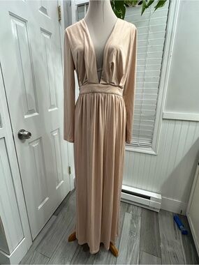 Plunging V-Neck Long Sleeve Maxi Dress in Blush